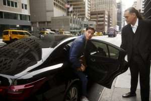 Read more about the article Why Choosing a Private Limo Service Improves Travel Comfort