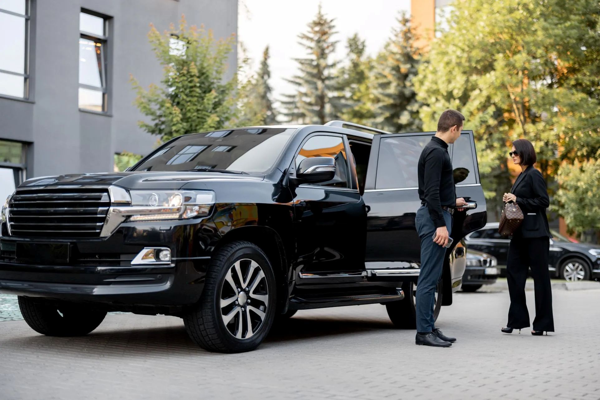 Our Limo Services in the Magnificent Mile, Chicago, Black Car Service
